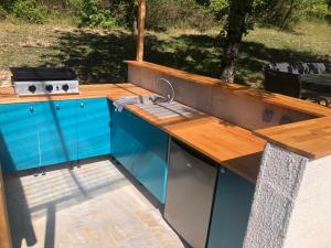 La Bastide des Écureuils-Piscine & Jardin Privé à Prayssac