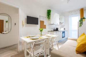 Milano City Apartments - Stylish House Free WiFi-Parking-Airport