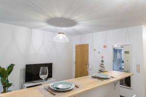 SPA, TERRASSE plein centre et proche gare