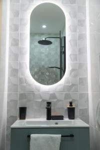 SPA, TERRASSE plein centre et proche gare