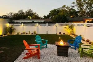 Tampa Bay Area Cottage with Gas Grill and Fire Pit! - 奥德马尔