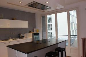 Le Jane : Centre ville, Garage, Balcon