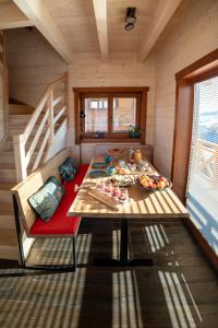 Houten Vakantiewoning "ReisnaarPolen" inclusief royaal ontbijt, sauna en gids