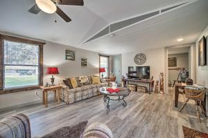 Bring a Pet: Smoky Mtn Vacation Rental w Yard!