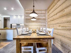VisitZakopane Coral Spa Apartment