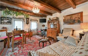 Cozy Home In Kupljenovo With Heated Swimming Pool