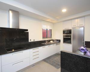 Villa Camacho iv - Mansion House