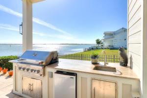 Grateful and Graciuos