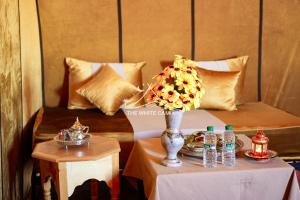 Merzouga White Camp - Official Luxury Camp