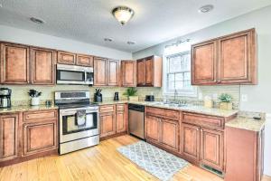 Secluded Retreat on 2 Acres Near Dale Hollow Lake!