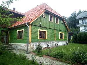 obrázek - Spacious holiday home in Piechowice with garden