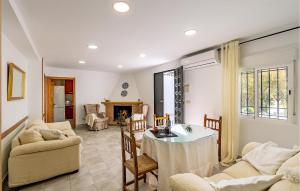 3 Bedroom Nice Home In Bedmar