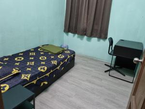 E.R. BUDGET INN