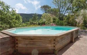 Maisons de vacances Stunning home in Lamalou les Bains with 4 Bedrooms, WiFi and Outdoor swimming pool : photos des chambres