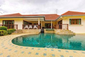 3 Bedroom Pool Villa in Great Location CV3 - Ubytování bez kategorie ve městě Hua Hin