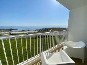 Studio refait à neuf 35m² à Quiberon avec WIFI, Parking et loggia vue mer - FR-1-478-39