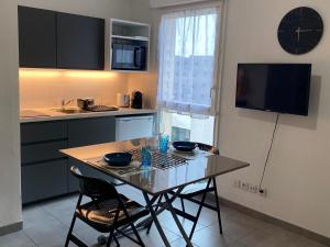 Appartements Studio « Chic » renove lyon 8eme : photos des chambres