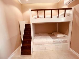 الأجنحة الرخامية فندقية