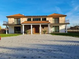 Atrium-Accomm - Bratřínov