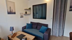 Appartements Beau studio tres calme, parking privee gratuit, Netflix : photos des chambres