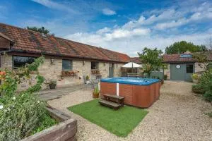Bramley Barn near Bath + Hot tub - Siston