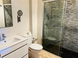 Apartamentos Raíces