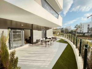 NEW GROUNDFLOOR APT. ARENALES DEL SOL