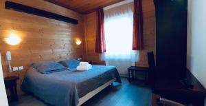 Hotels Hotel Bel Angle : Chambre Double - Vue sur Montagne