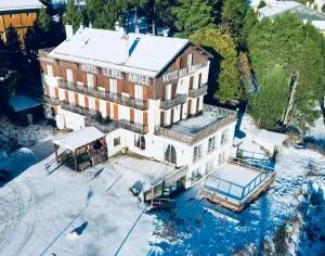 Hôtel Bel Angle - Font-Romeu-Odeillo-Via