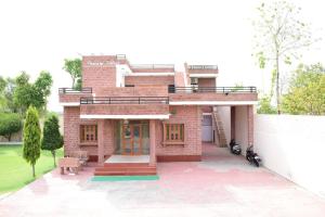 Poonam Palace near by Airport