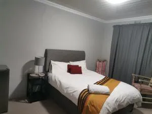 Maseyi On 8 bnb - Khayelitsha