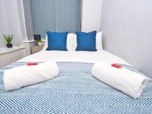 *Sleeps 9* Modern, 4 Bed House, Birmingham