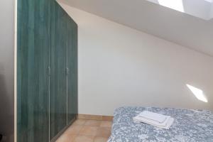 Apartments with WiFi Rovinj - 9702