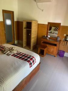 Phòng Giường Đôi Nhìn Ra Vườn (Double Room with Garden View)