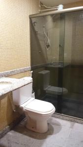 COBERTURA COM CHURRASQUEIRA E PISCINA.