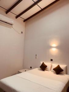 UMAAY ViLLAS - Paddyfield Hideout