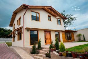 ItsaHome Vacations - Casa de Campo Atuntaqui