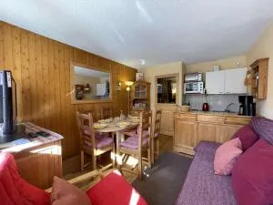 Appartement cosy 6 pers à Montgenèvre, pied des pistes, parking, proche centre et ESF - FR-1-330D-131 - 蒙热内夫尔