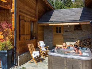 Chalet cosy 6 pers avec SPA, terrasse sud, proche station ski, animaux admis - FR-1-393-16