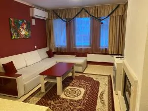 Червената Шапчица Апартамент Гранд Манастира - Gela