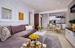 Sandton Smart Apartment Fourteen