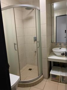 1 BR with balcony, fully furnished overlooking Manila Bay at Birch Tower, Malate, Manila