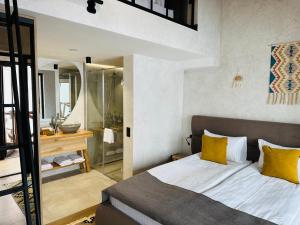 Chalet CrepDeChine Hotel