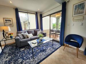 Amazing Oceanview Private Villa Rooftop Terrace Walk to Beach