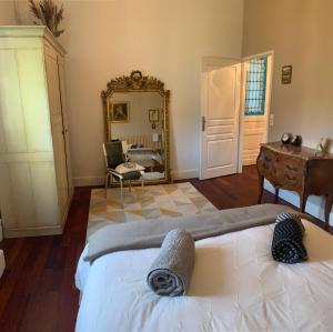 Domaine LEYRE ET LE GUA - Suite privative Abella - Terrasse privée et Parc
