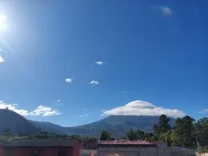 Calm hostel - Amatitlán