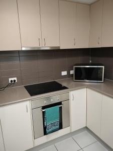 3 bedroom 2 bath apartment in Cairns Queensland