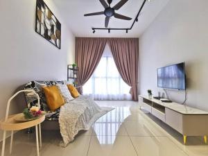 8 Traders Garden 1BR Pool View Internet Netflix