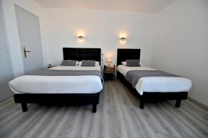 Hotels Le Catalan : Chambre Triple