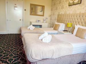 Wentworth House - Free Parking